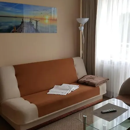 Zem-tourist 250 M Od Morza, Odkryty Basen, Plac Zabaw, Parking, Wyzywienie *