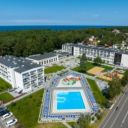 Zem-tourist 250 M Od Morza, Odkryty Basen, Plac Zabaw, Parking, Wyzywienie * Pustkowo