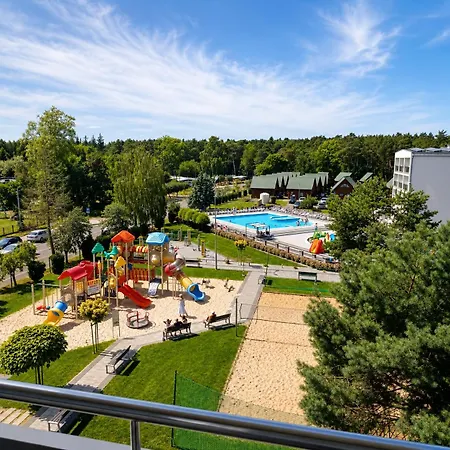 Zem-tourist 250 M Od Morza, Odkryty Basen, Plac Zabaw, Parking, Wyzywienie Resort *