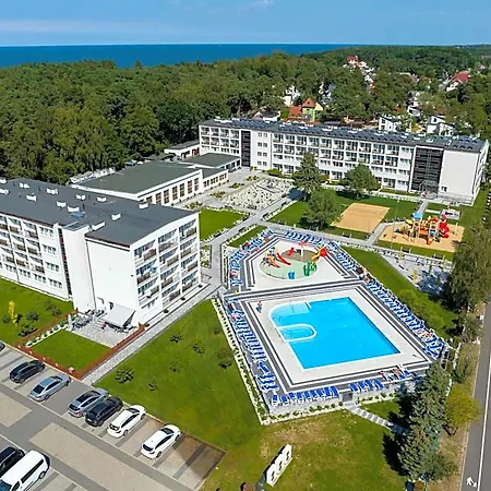 Resort Zem-tourist 250 M Od Morza, Odkryty Basen, Plac Zabaw, Parking, Wyzywienie