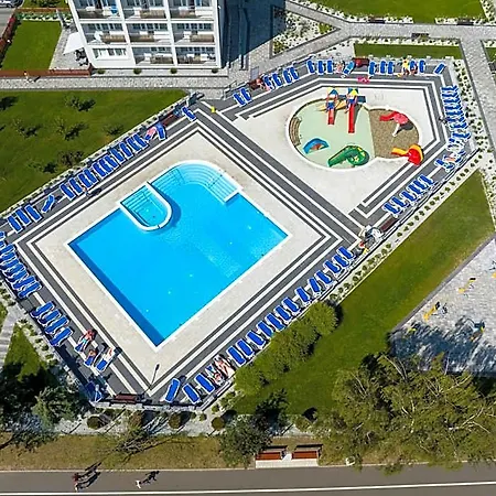 Zem-tourist 250 M Od Morza, Odkryty Basen, Plac Zabaw, Parking, Wyzywienie