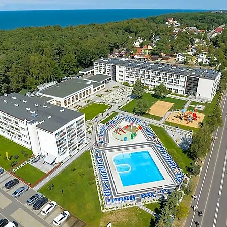 Zem-tourist 250 M Od Morza, Odkryty Basen, Plac Zabaw, Parking, Wyzywienie *