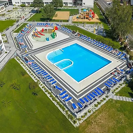Resort Zem-tourist 250 M Od Morza, Odkryty Basen, Plac Zabaw, Parking, Wyzywienie *