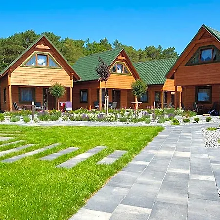 Zem-tourist 250 M Od Morza, Odkryty Basen, Plac Zabaw, Parking, Wyzywienie Resort