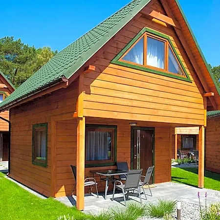 Resort Zem-tourist 250 M Od Morza, Odkryty Basen, Plac Zabaw, Parking, Wyzywienie Pustkowo